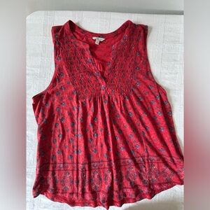 Lucky Brand Red Sleeveless Smocked Yoke Floral Tank